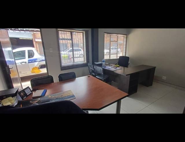 INDUSTRIAL FOR SALE IN SEBENZA